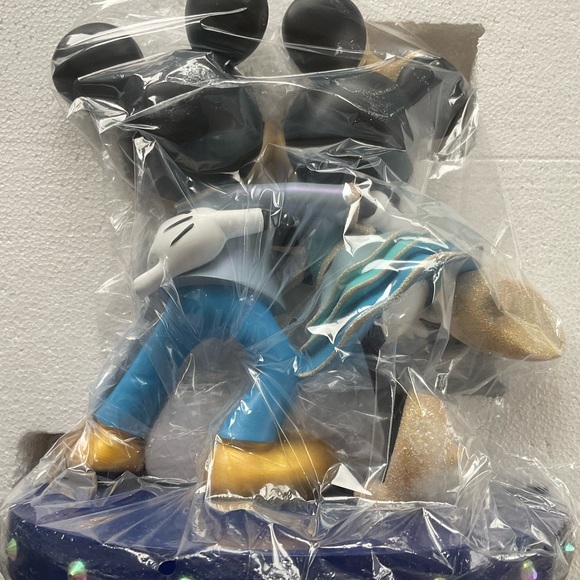 DISNEY 50TH CELEBRATION   BIG FIG  STATUE MICKEY AND MINNIE  2021 NEW IN BOX - Picture 7 of 7
